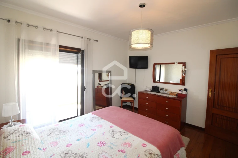 Apartamento T3 para Venda em Madalena e Samaiões Foto 18