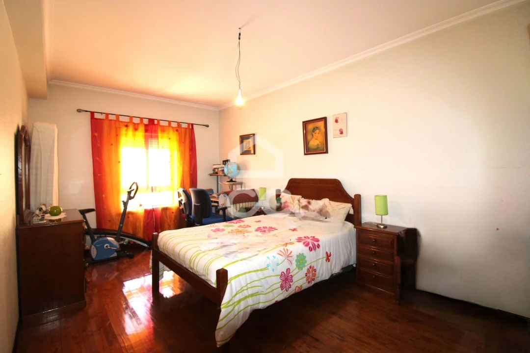 Apartamento T3 para Venda em Madalena e Samaiões Foto 11