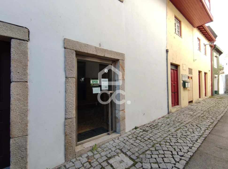 Negócio para Venda em Santa Maria Maior Foto 11