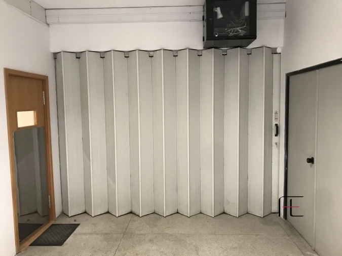 Armazém para Venda em Mafamude e Vilar do Paraíso Foto 7