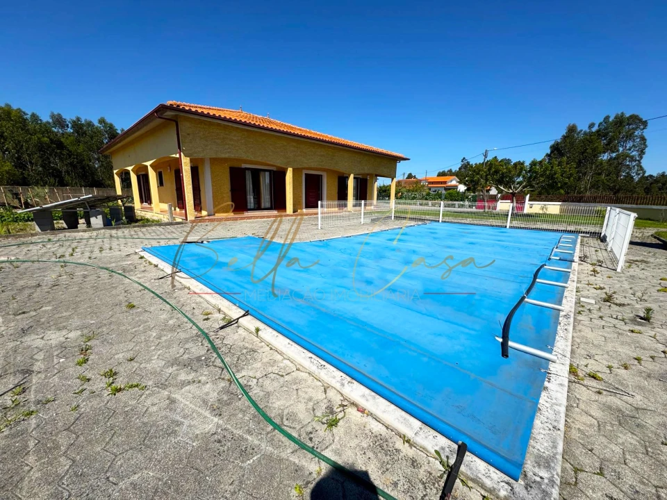 Moradia T4 para Venda em Santo Andre de Vagos Foto 1