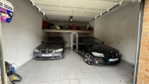 Apartamento T4 para Venda em O. Azeméis, Riba-Ul, Ul, Macinhata Seixa, Madail