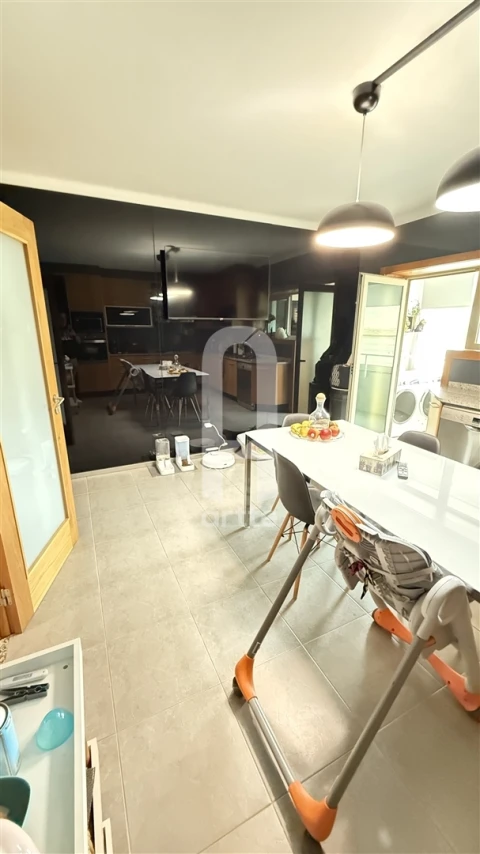 Apartamento T4 para Venda em O. Azeméis, Riba-Ul, Ul, Macinhata Seixa, Madail