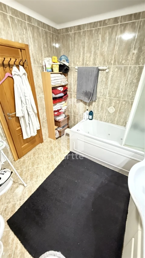 Apartamento T4 para Venda em O. Azeméis, Riba-Ul, Ul, Macinhata Seixa, Madail