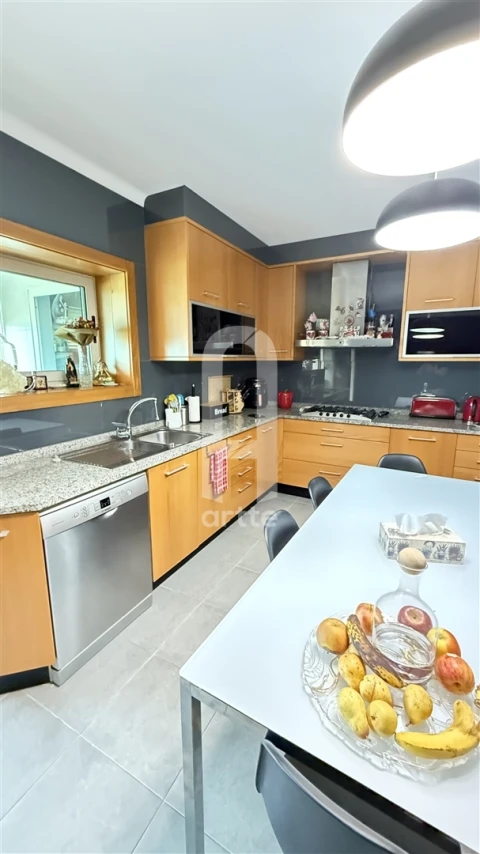 Apartamento T4 para Venda em O. Azeméis, Riba-Ul, Ul, Macinhata Seixa, Madail