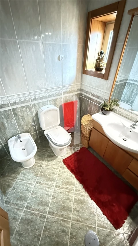 Apartamento T4 para Venda em O. Azeméis, Riba-Ul, Ul, Macinhata Seixa, Madail