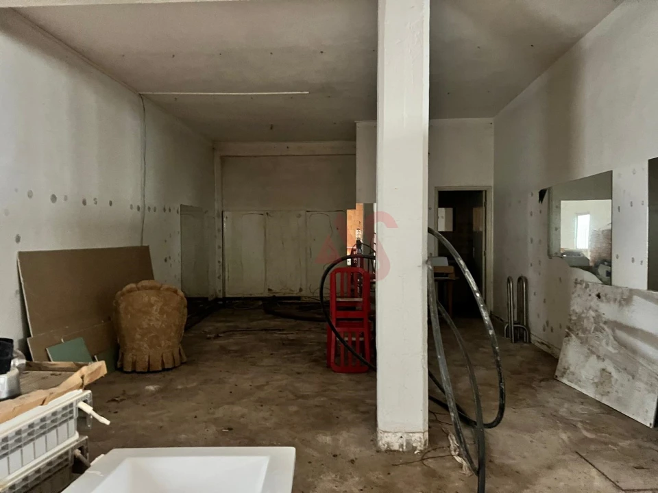 Armazém para Venda em Caldas de Vizela (São Miguel e São João) Foto 5