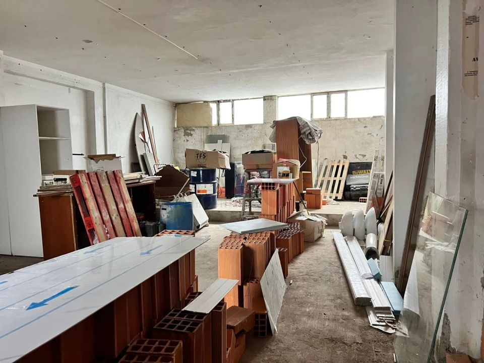 Armazém para Venda em Caldas de Vizela (São Miguel e São João) Foto 9