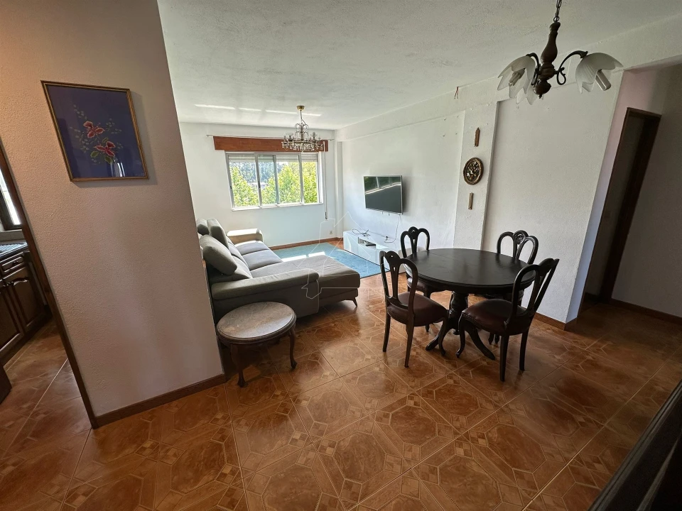 Apartamento T4 para Venda em Anta e Guetim Foto 5
