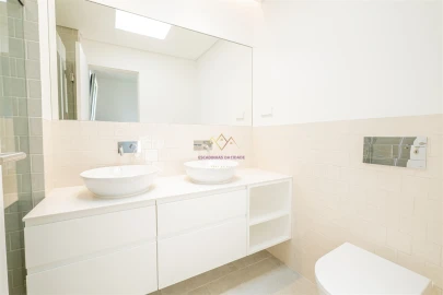 Moradia T3 para Venda em Sesimbra (Castelo)