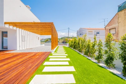 Moradia T3 para Venda em Sesimbra (Castelo)