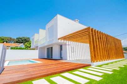 Moradia T3 para Venda em Sesimbra (Castelo)