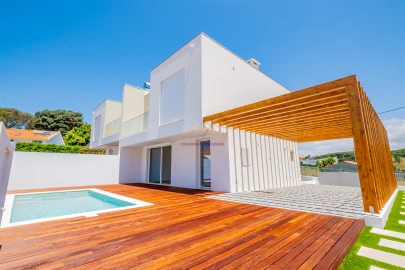 Moradia T3 para Venda em Sesimbra (Castelo)