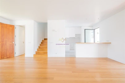 Moradia T3 para Venda em Sesimbra (Castelo)