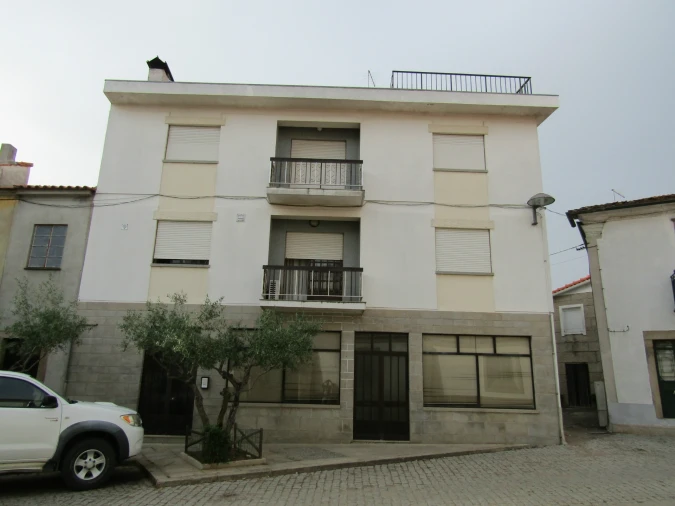 Apartamento T2 para Arrendamento em Sendim e Atenor Foto 26