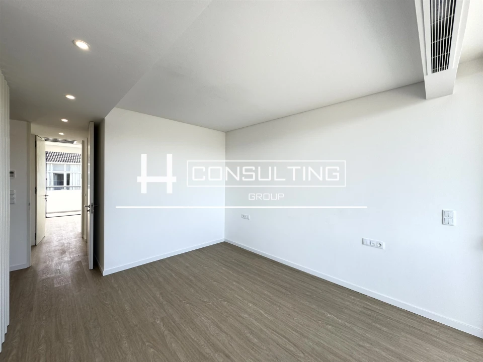 Moradia T3 para Venda em Porto Salvo Foto 88