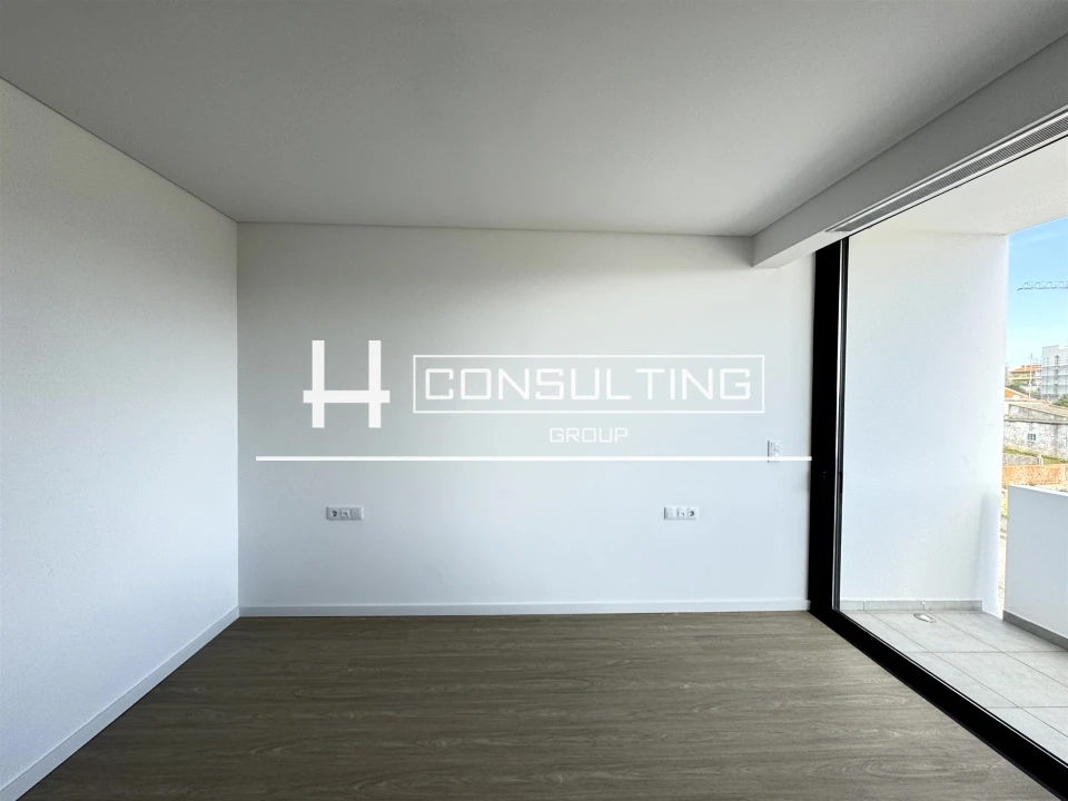 Moradia T3 para Venda em Porto Salvo Foto 89