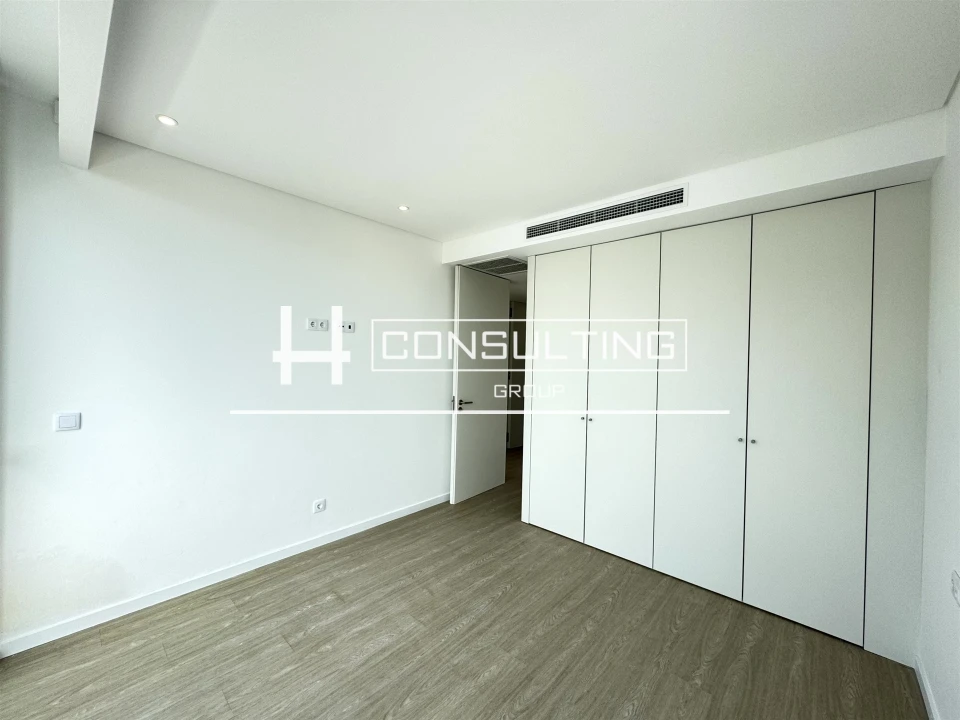 Moradia T3 para Venda em Porto Salvo Foto 59