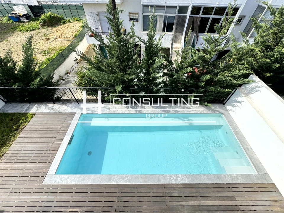 Moradia T3 para Venda em Porto Salvo Foto 69