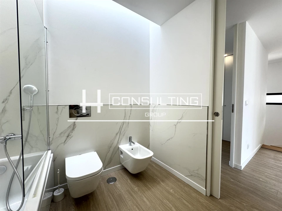 Moradia T3 para Venda em Porto Salvo Foto 78