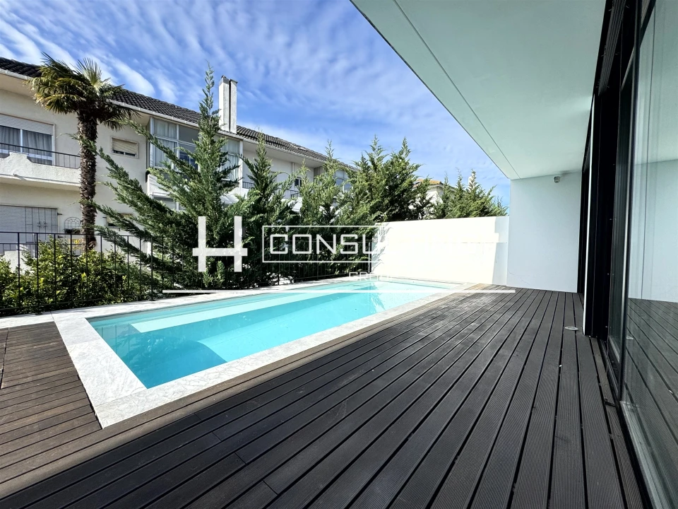 Moradia T3 para Venda em Porto Salvo Foto 6