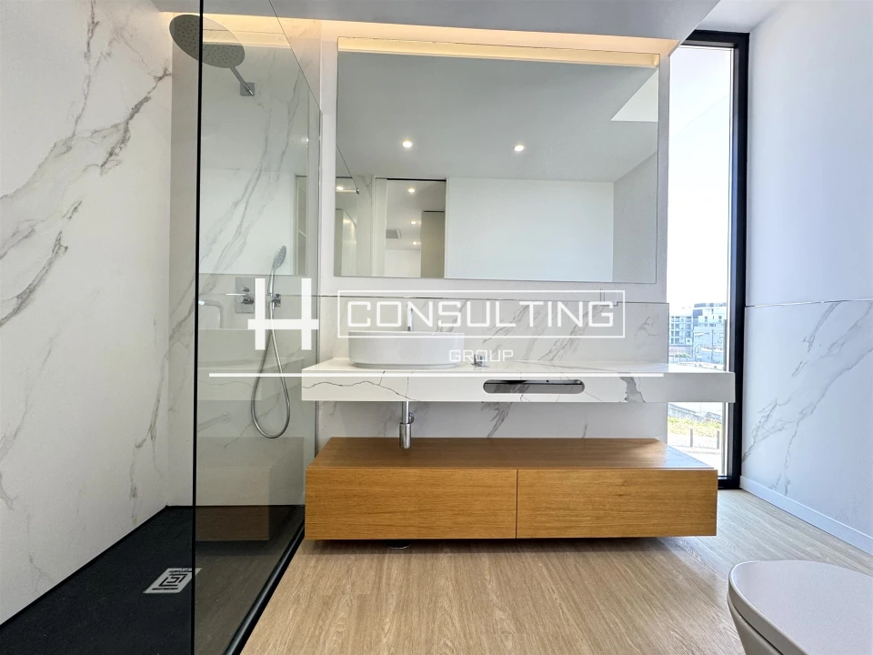 Moradia T3 para Venda em Porto Salvo Foto 94