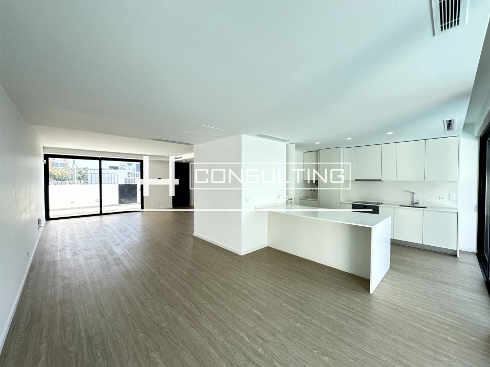 Moradia T3 para Venda em Porto Salvo Foto 15