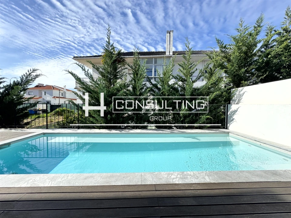 Moradia T3 para Venda em Porto Salvo Foto 5