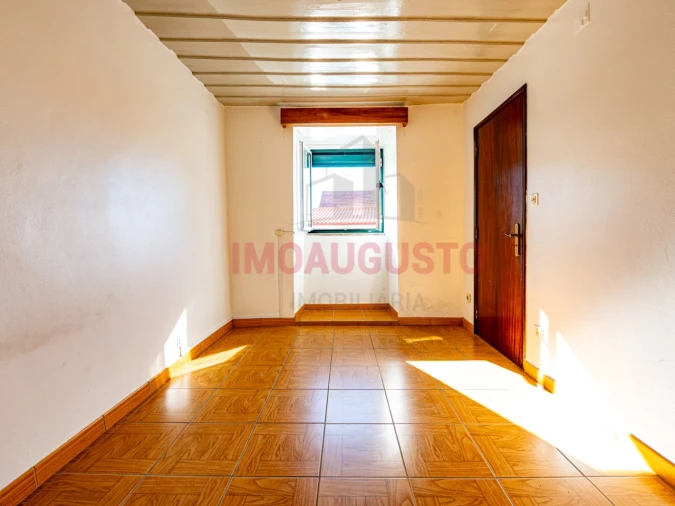 Prédio para Venda em Guarda Foto 10