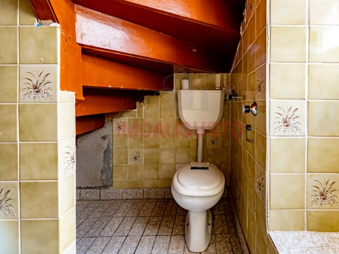 Prédio para Venda em Guarda Foto 15