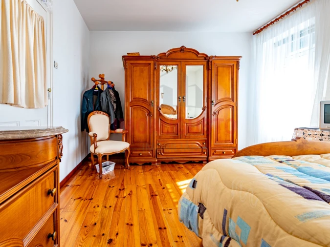 Prédio para Venda em Guarda Foto 52