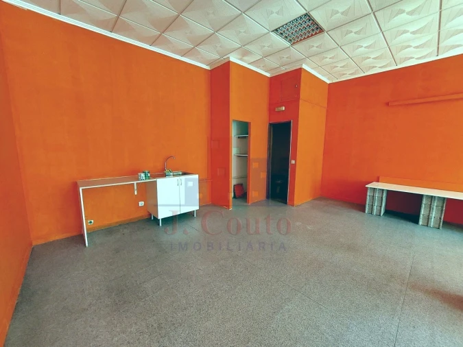 Loja para Venda em Caldas da Rainha - Santo Onofre e Serra do Bouro Foto 7