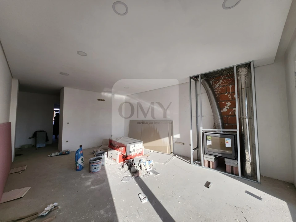 Apartamento T2 para ced. p. contratual em Nossa Senhora da Conceição, São Pedro e São Dinis Foto 10