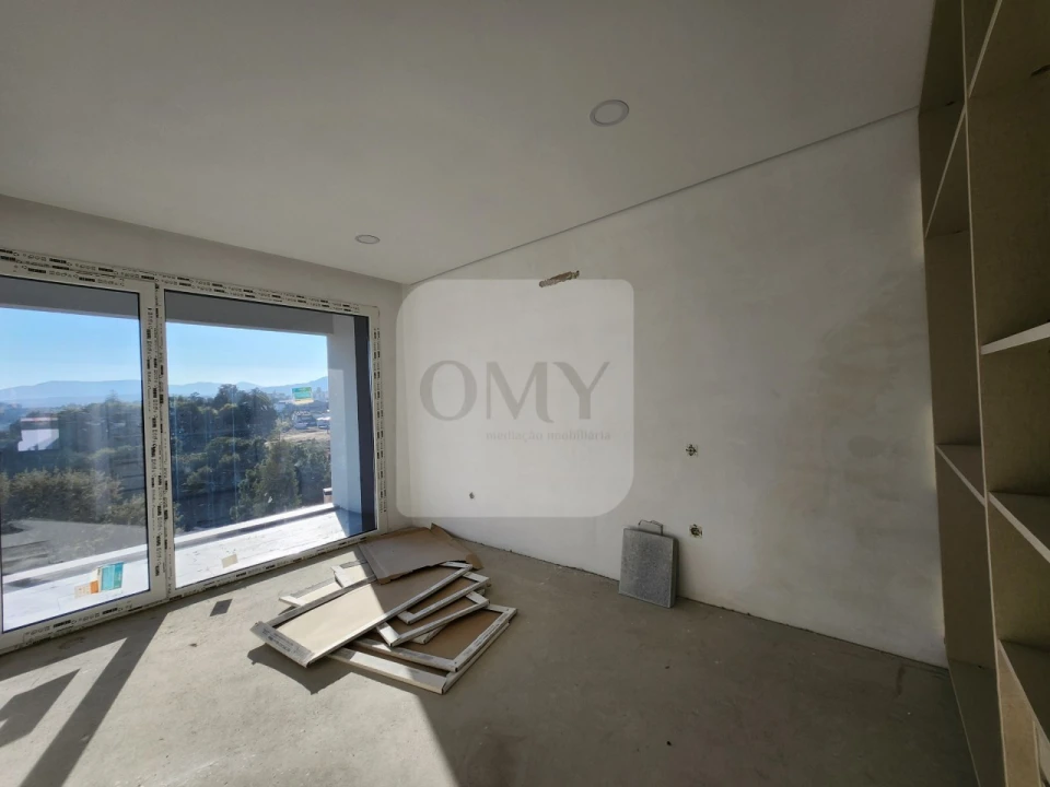 Apartamento T2 para ced. p. contratual em Nossa Senhora da Conceição, São Pedro e São Dinis Foto 11