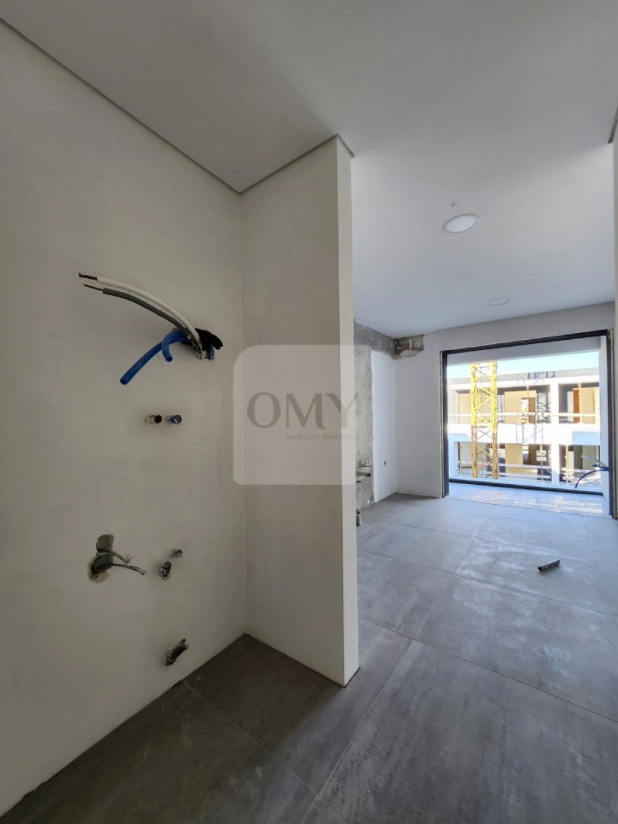 Apartamento T2 para ced. p. contratual em Nossa Senhora da Conceição, São Pedro e São Dinis Foto 4