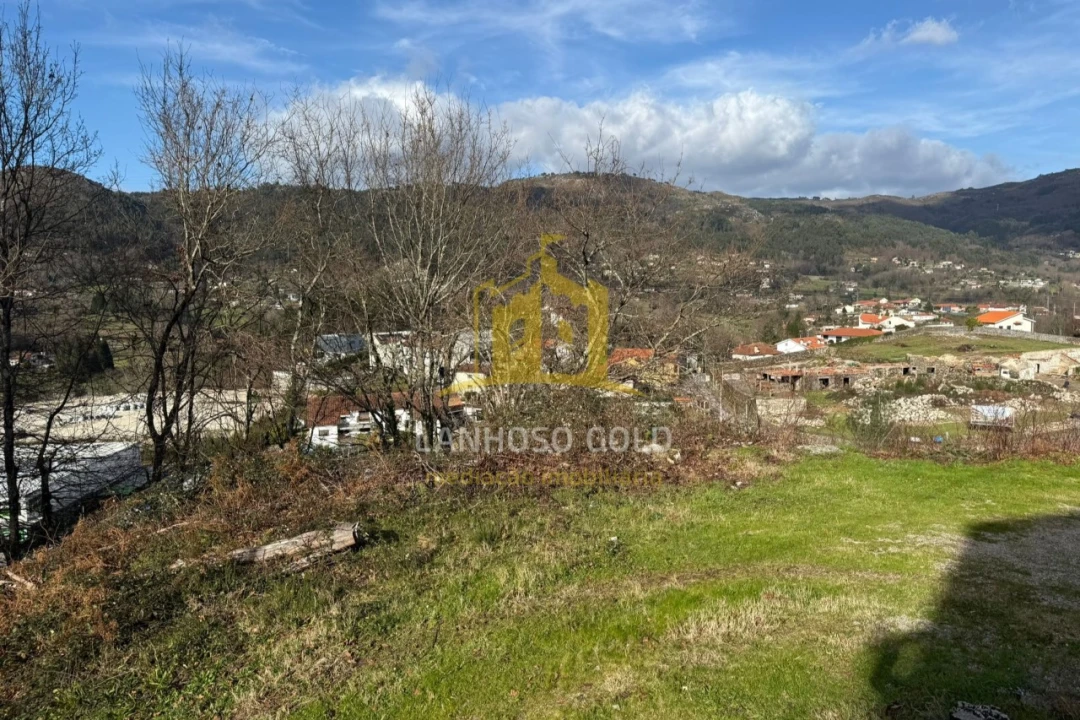 Terreno para Venda em Eira Vedra Foto 1