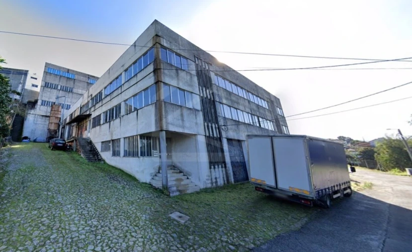 Armazém para Venda em Macieira de Cambra Foto 7