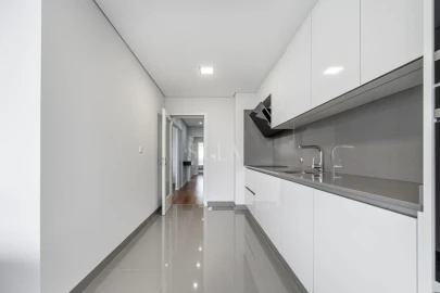 Apartamento T3 para Venda em Gondomar (São Cosme), Valbom e Jovim