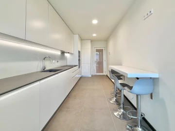 Apartamento T2 para Arrendamento em Canidelo