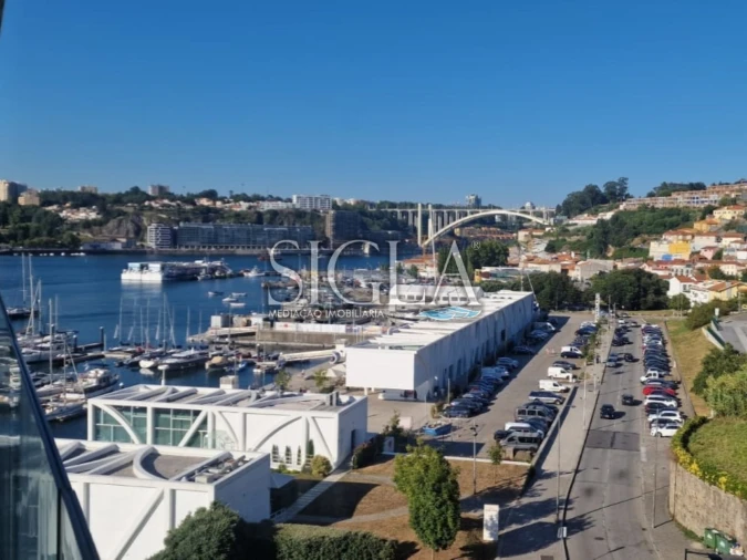 Apartamento T2 para Arrendamento em Canidelo Foto 10