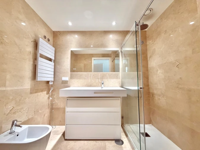 Apartamento T2 para Arrendamento em Canidelo Foto 24