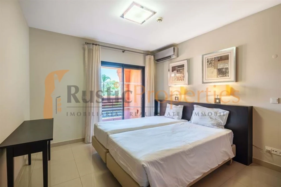 Apartamento T2 para Venda em Alcantarilha e Pêra Foto 13