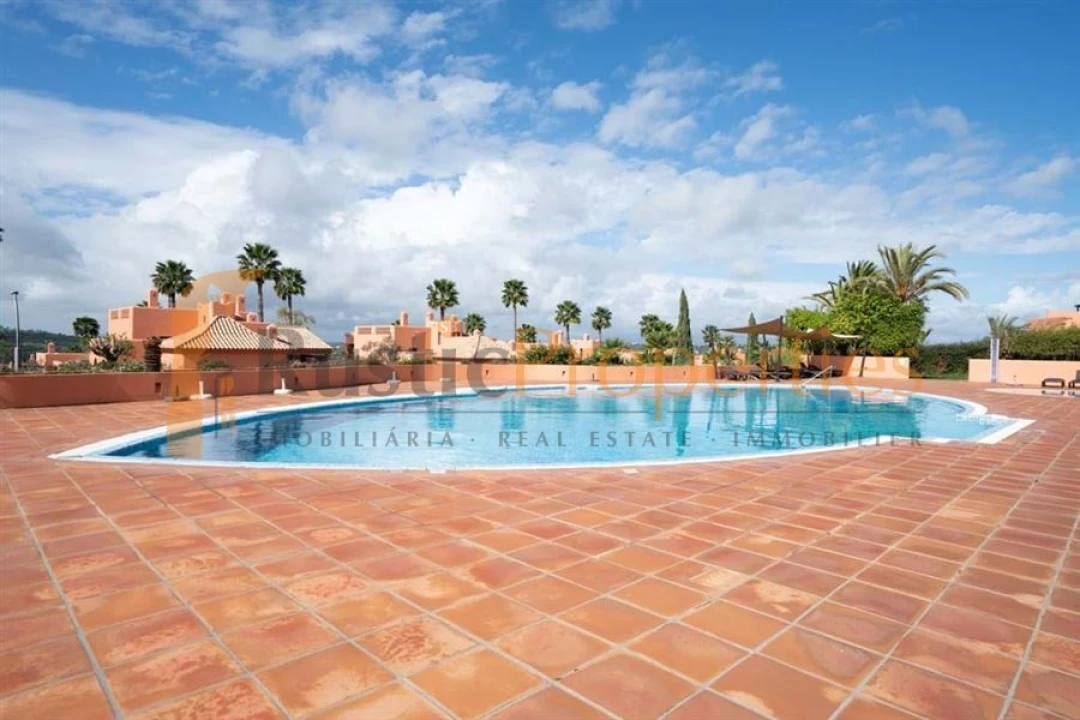 Apartamento T2 para Venda em Alcantarilha e Pêra Foto 19