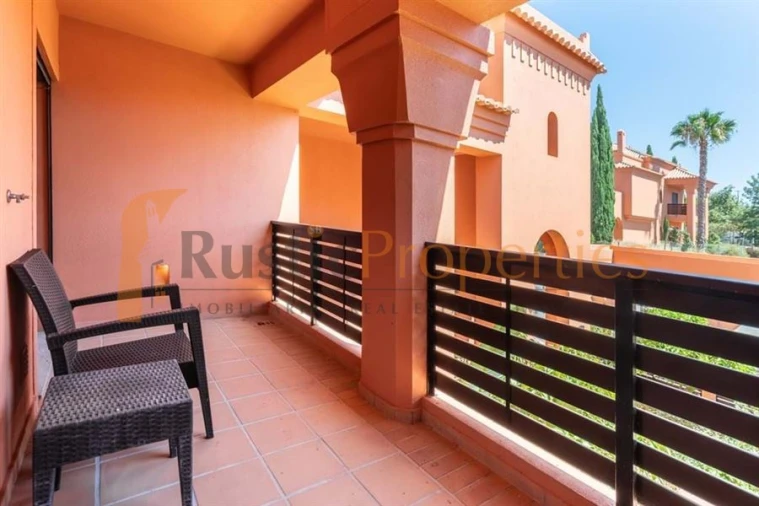 Apartamento T2 para Venda em Alcantarilha e Pêra Foto 4