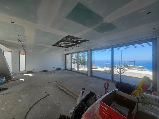 Moradia T4 para Venda em Ribeira Brava Foto 10