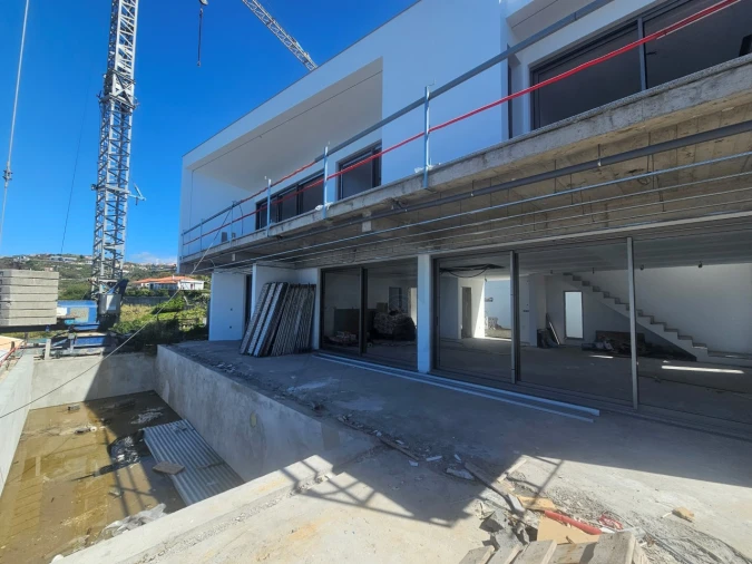 Moradia T4 para Venda em Ribeira Brava Foto 19