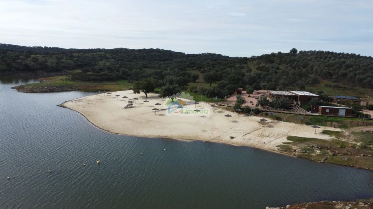 Moradia T2 para Venda em Reguengos de Monsaraz Foto 17