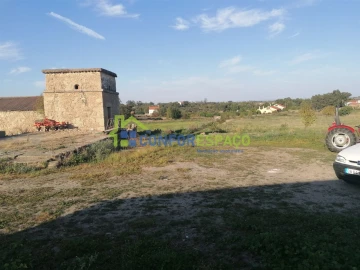 Quinta T0 para Venda em Castelo Branco
