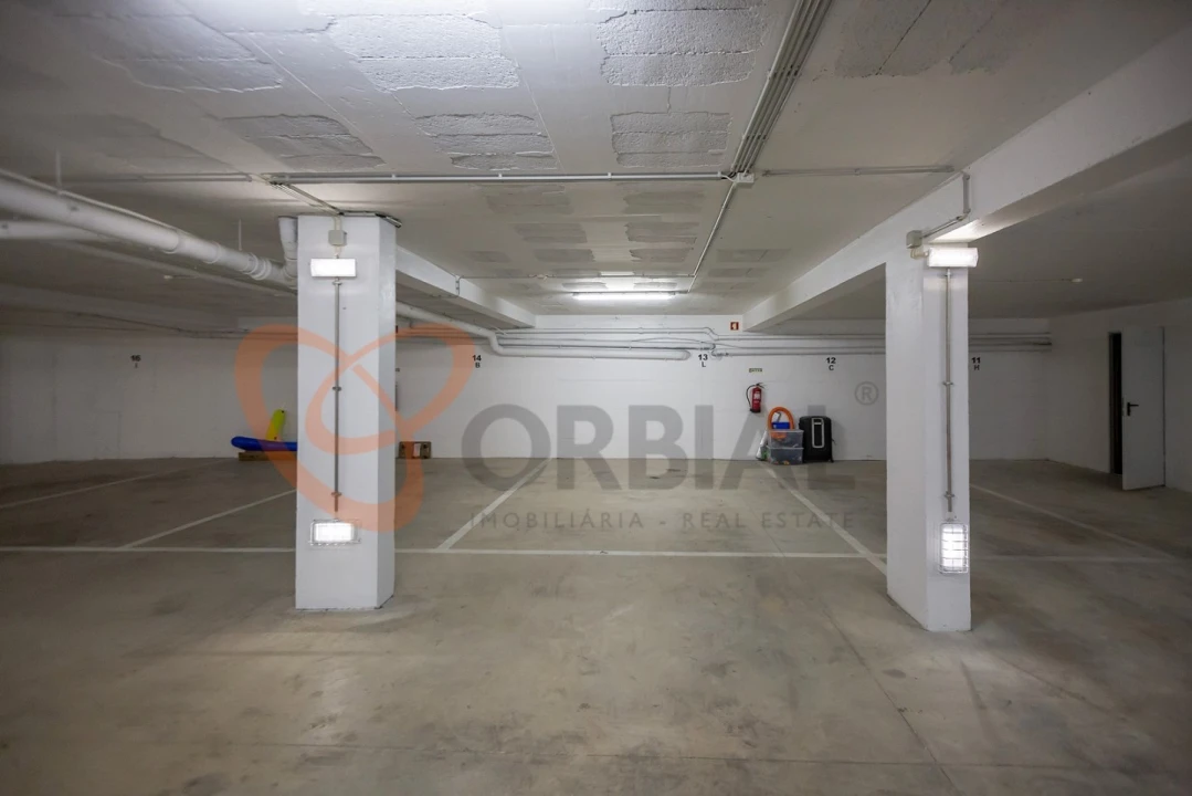 Apartamento T1 para Venda em Albufeira e Olhos de Água Foto 14