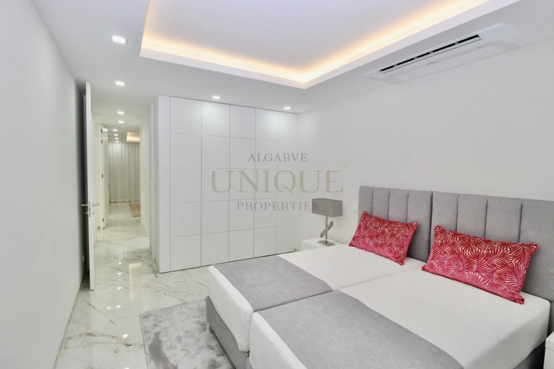 Apartamento T2 para Venda em Lagos (São Sebastião e Santa Maria) Foto 8